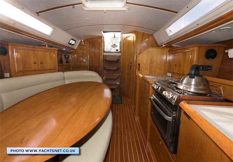 Saloon aft