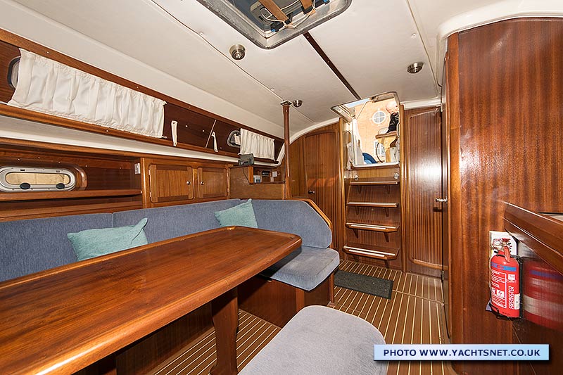 Saloon aft