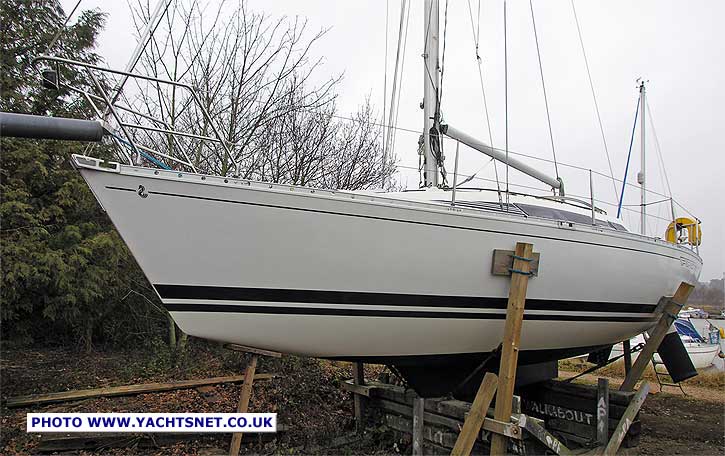 Beneteau First 305