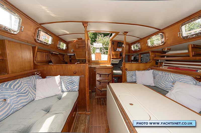 Saloon aft