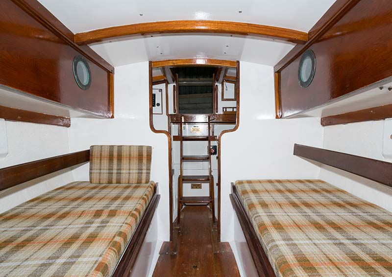 Saloon aft