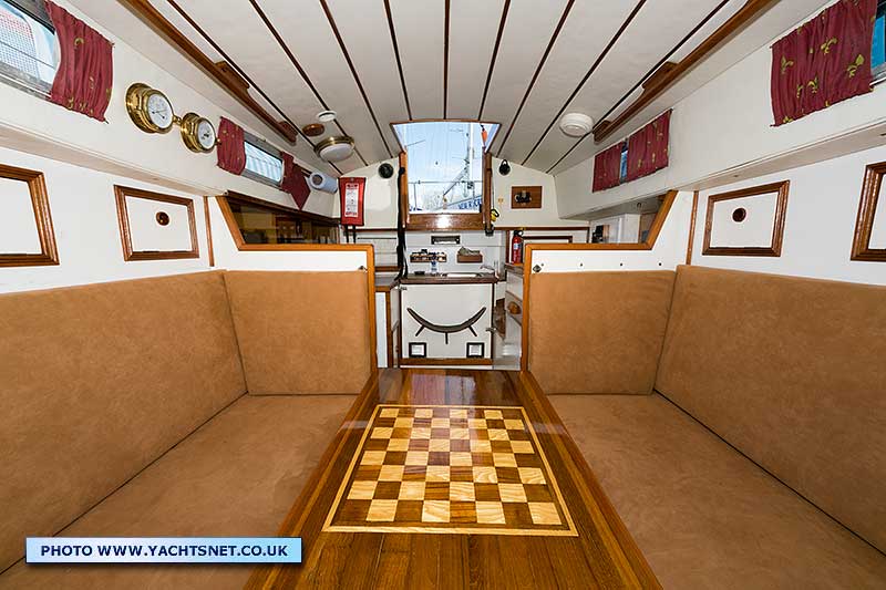 Saloon aft