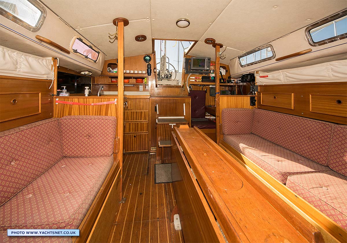 Saloon aft