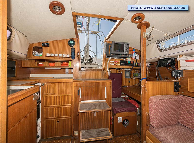 Saloon aft