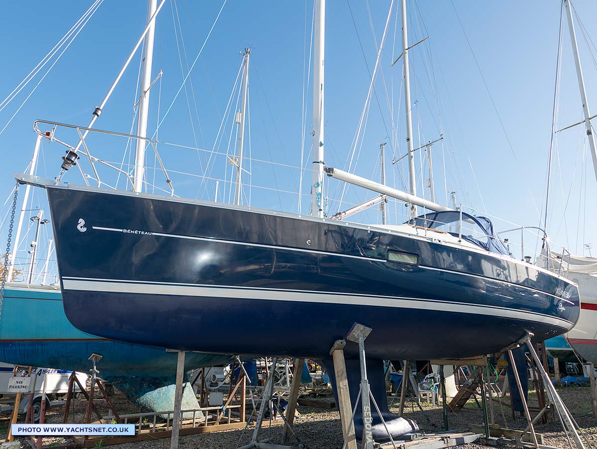 Beneteau Oceanis 323 for sale