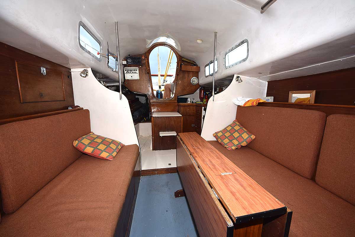 Saloon aft