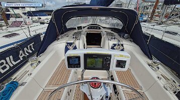 cockpit-fwd-2-ss