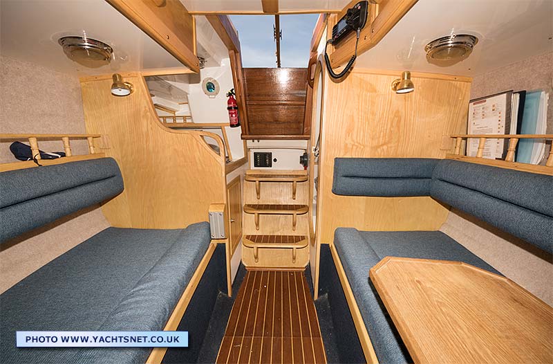 Saloonj aft - Yarmouth 23 for sale