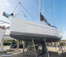 ashore-bow-ss
