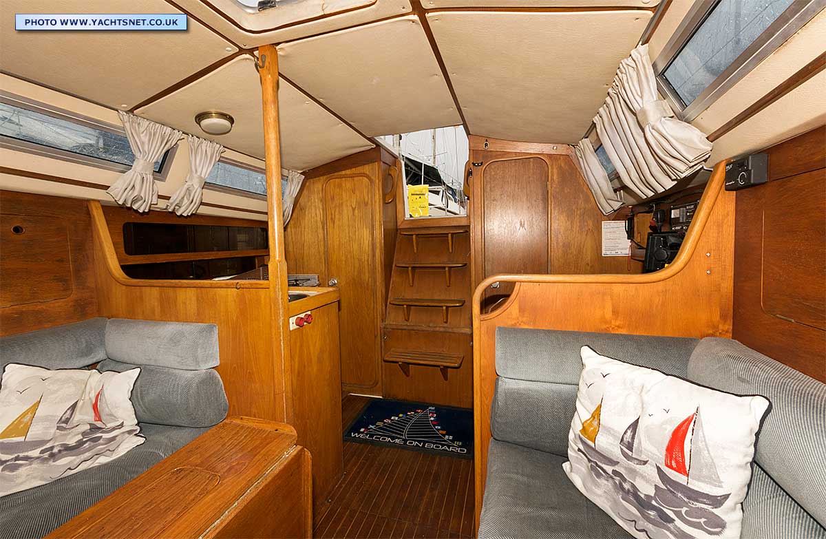 Saloon aft