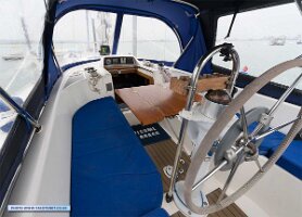 cockpit-fwd-3-ss